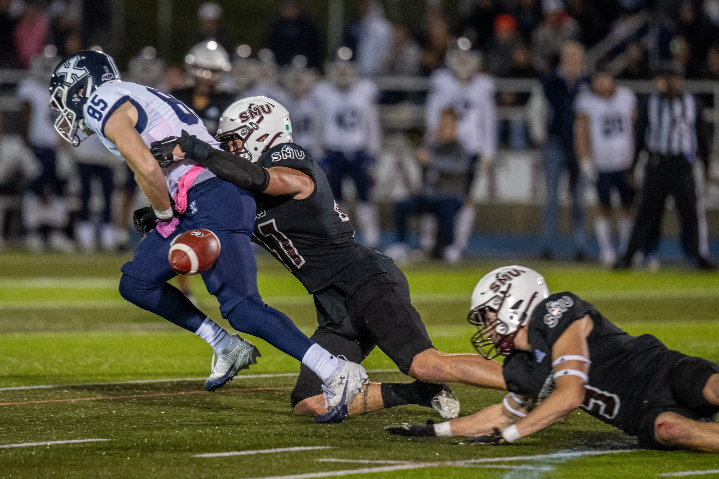 Huskies clinch first place, homefield advantage with 26-10 win over X-Men