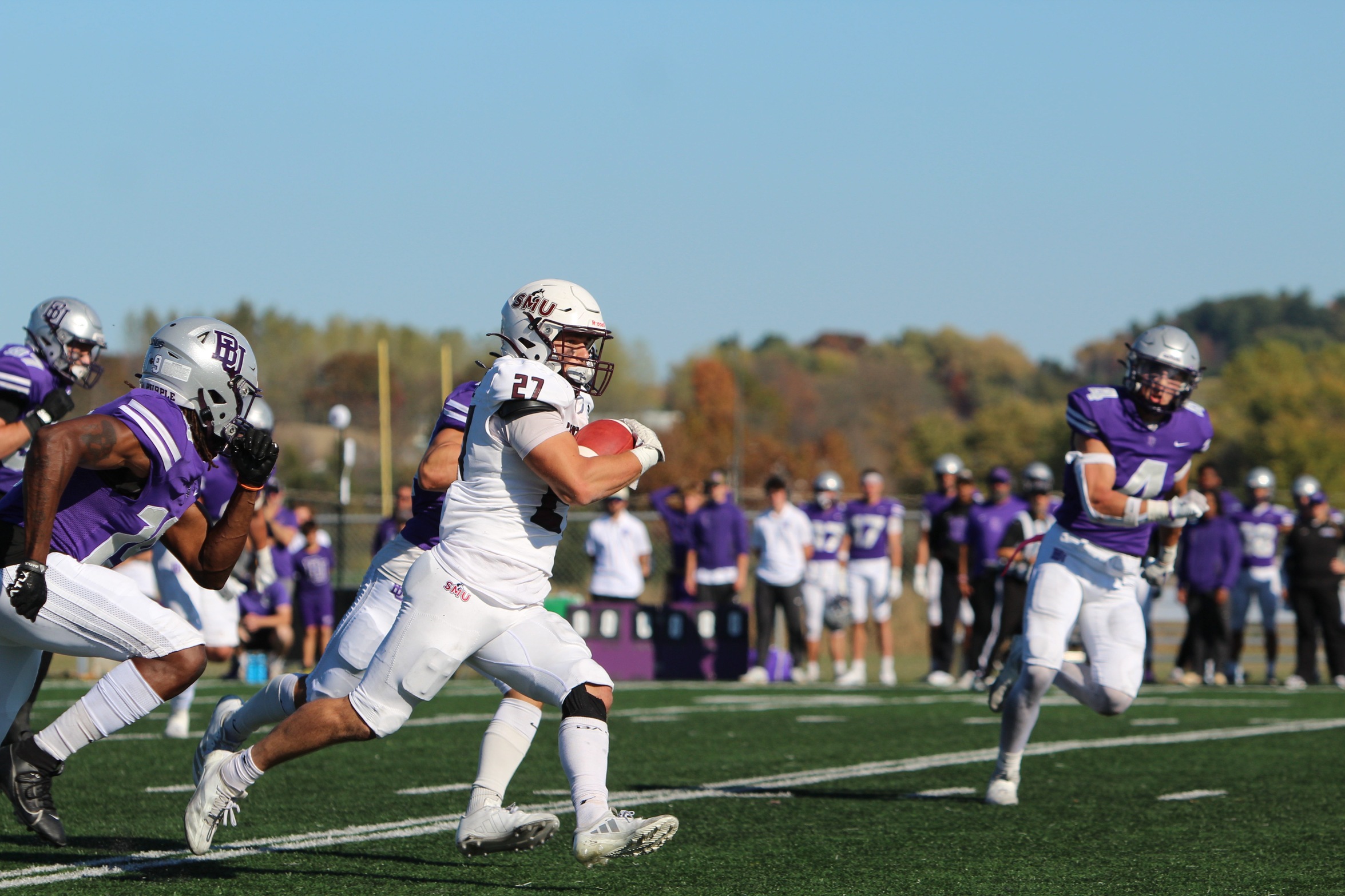 Huskies trounce Gaiters 50-7 in Lennoxville