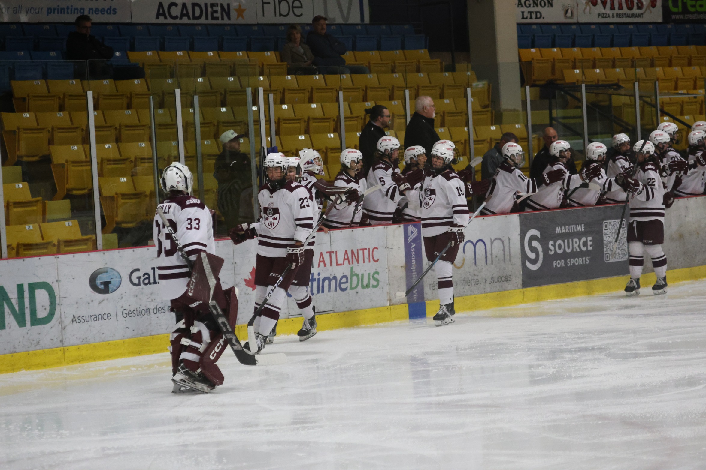 Huskies defeat Aigles Bleues 4-2 for second straight win