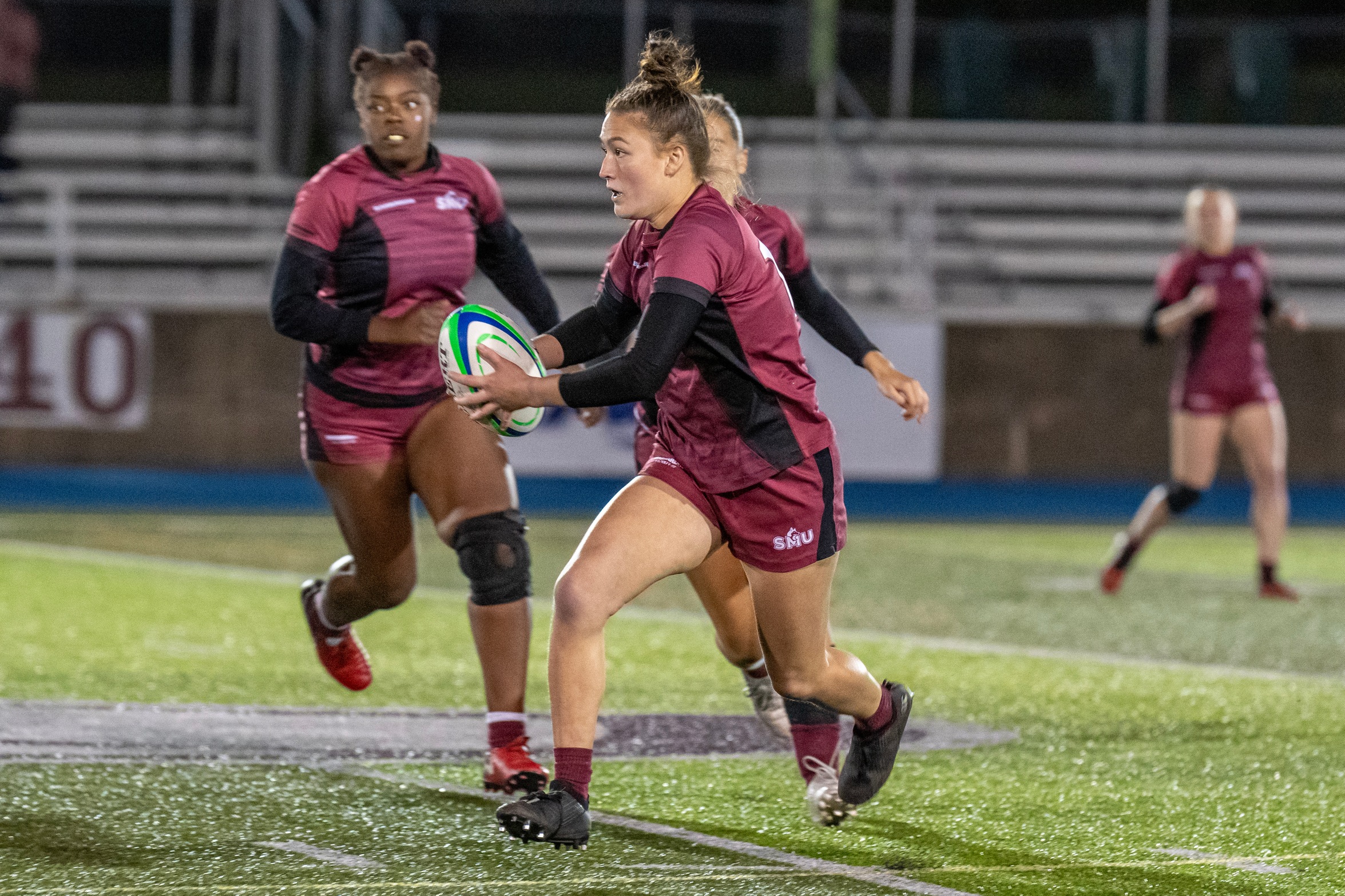 X-Women defeat Huskies 60-12 to end season