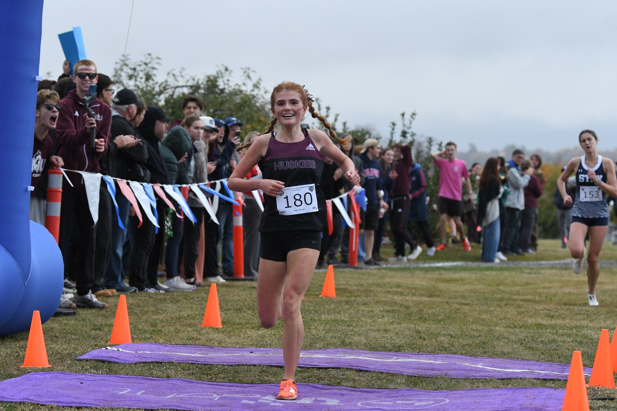 Frances MacLeod wins AUS Cross Country Championship